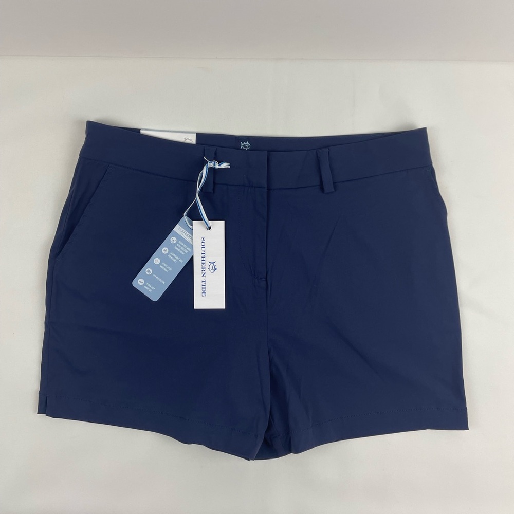 Southern Tide women’s Navy Performance shorts, size 6, NWT